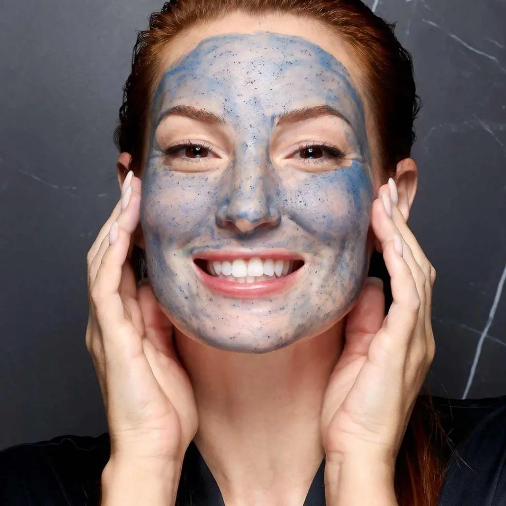 Mascarilla detox exfoliante con gardenia azul y jazmín - Image 3